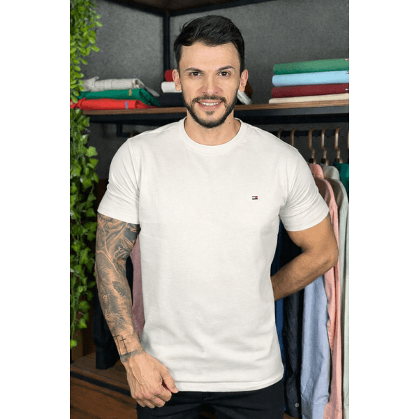 Camiseta TH Off White.