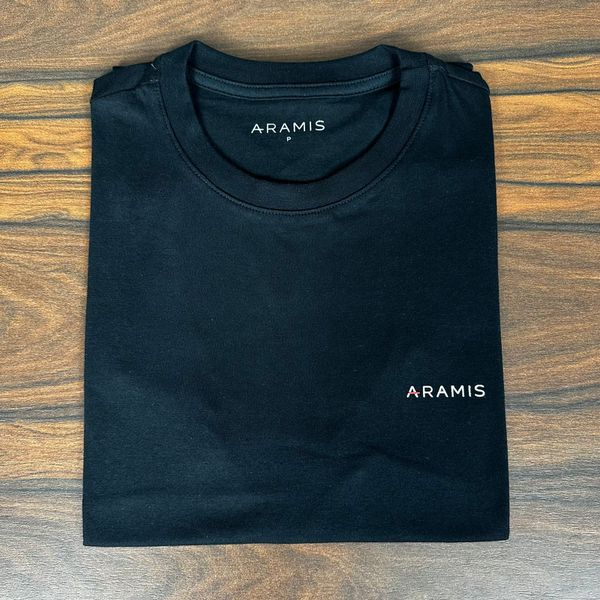 Camiseta Aramis Preto.