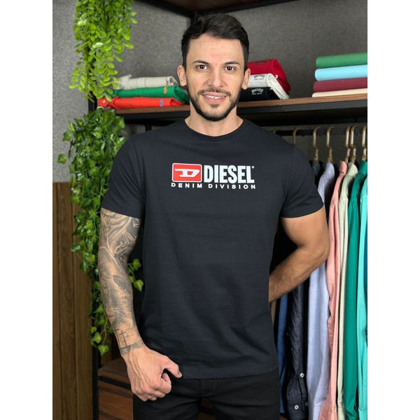 Camiseta Diesel Preto.