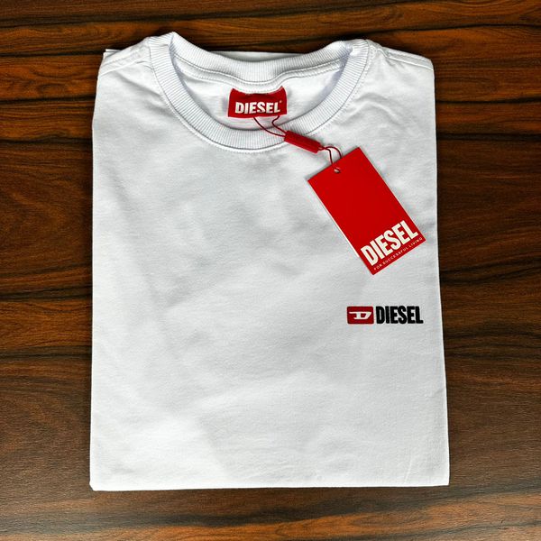 Camiseta Diesel BRanco. 