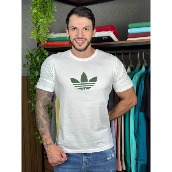 Camiseta Adidas Off White DFC. 