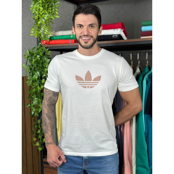Camiseta Adidas Off White DFC. 