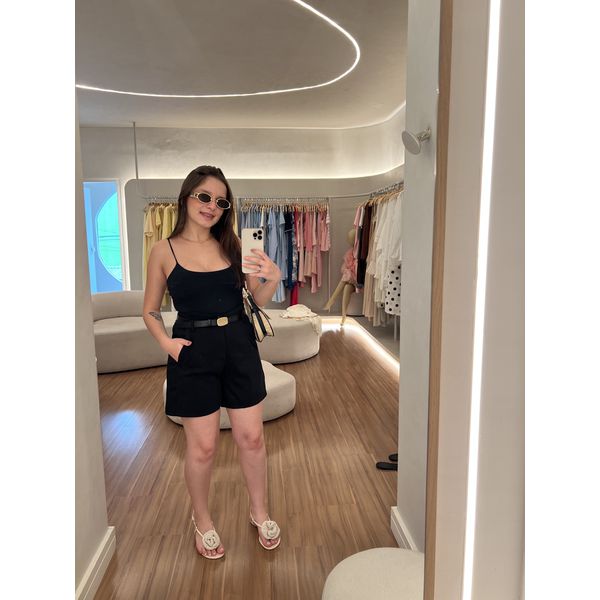 Shorts Acacia Preto