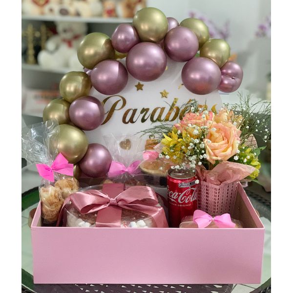 Cesta de Aniversário com Balões 