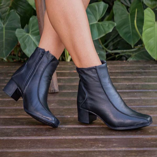 Bota Feminina Em Couro LegÍtimo - Luciana - Preto - Salto 4,5cm