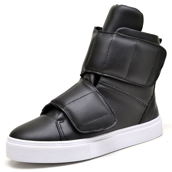 Tênis Sneaker Fitness Feminino Vegano Preto Com Tira 