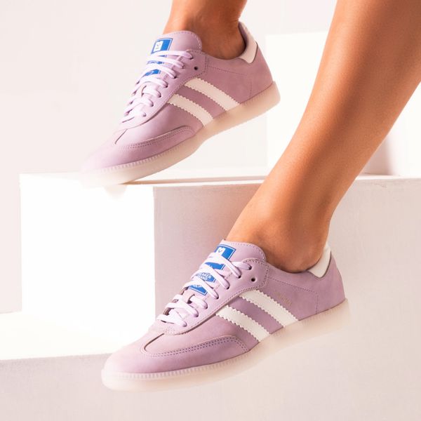 Tênis Feminino Casual Lílas Retrô em Couro