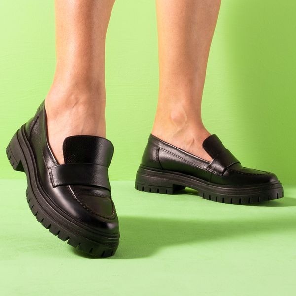 Mocassim Feminino Tratorado Salto Médio em Couro Legítimo Preto