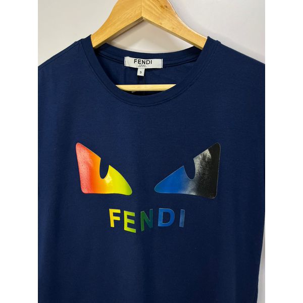 Compre Fendi Moletom FF com logo  Roupas da moda, Pano, Camisola