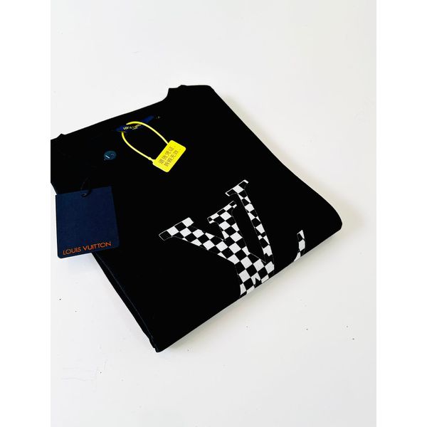 Camiseta Importação LV Estampada - Preto