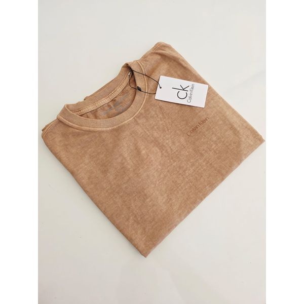 Camiseta Baby look Feminina - Marrom