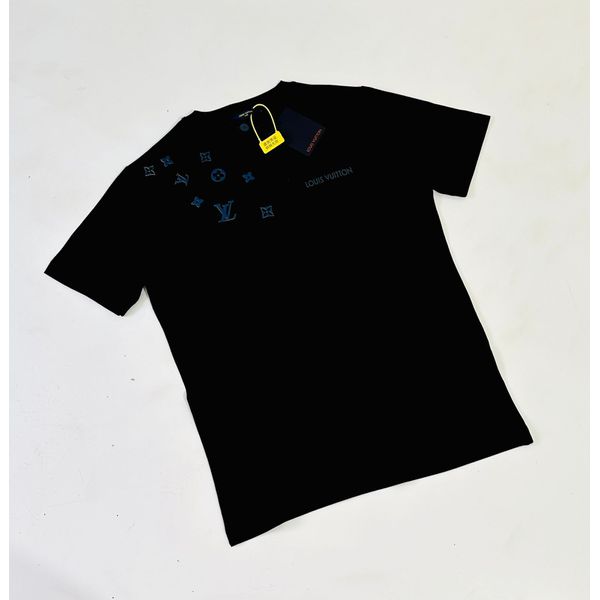 Camiseta Importação LV Estampada - Preto