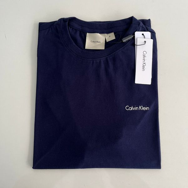 Camiseta SUPREME - Azul Marinho