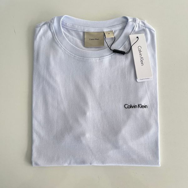 Camiseta SUPREME - Branco