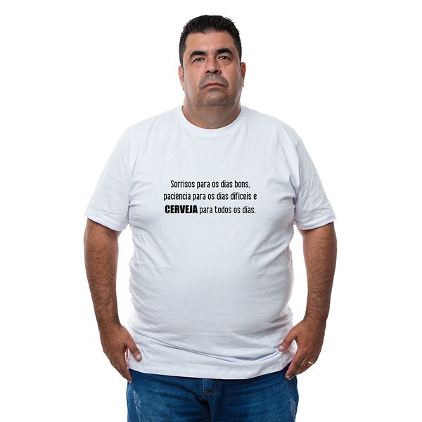 Camiseta Plus Size Sorrisos Para Os Dias Bons