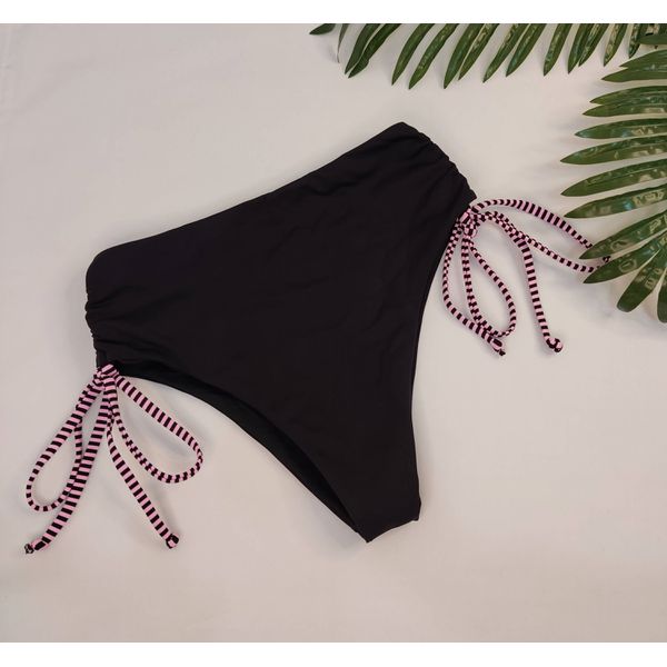 Calcinha Hot Pant Preto - Tiras Listrado Rosa