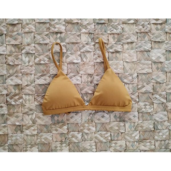 Top Triângulo Fixo Aquarius Gold