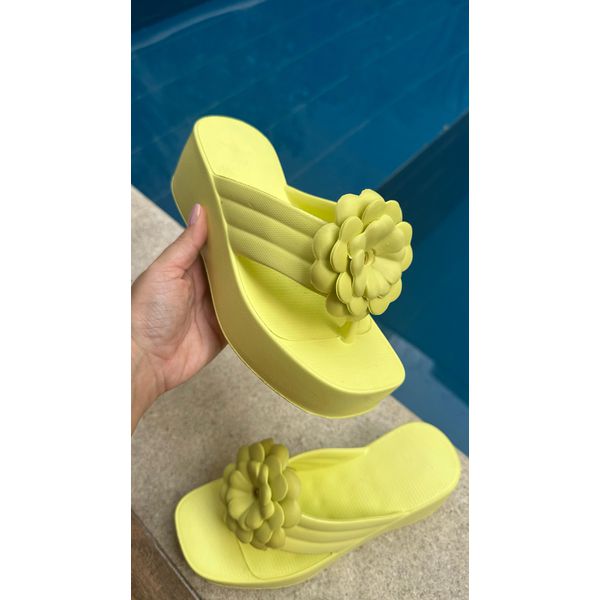 Anabela Tamanco Flor 8 cm Super Leve e Macio_3179- Amarelo