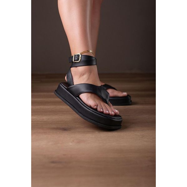 SANDÁLIA FLATFORM FIVELA 5CM_1935 - PRETO