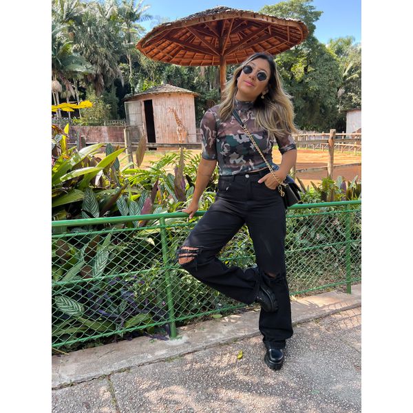 Calça flare hot sale camuflada