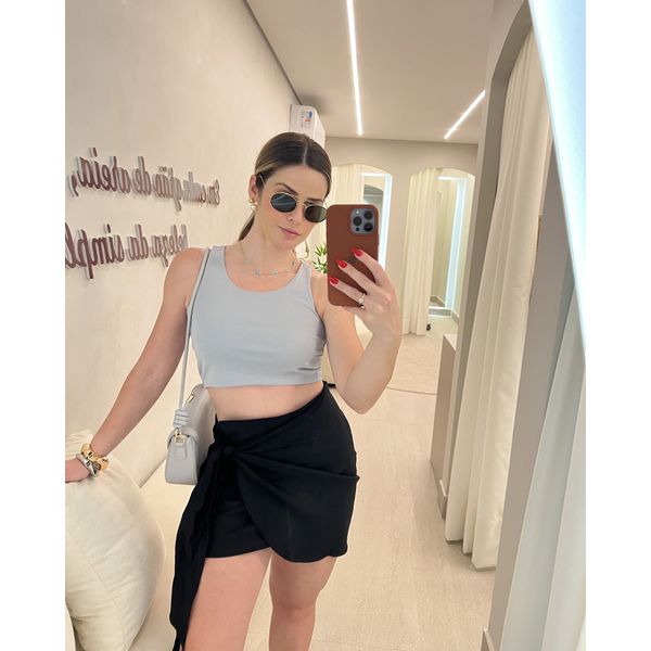 Cropped Bia Cinza