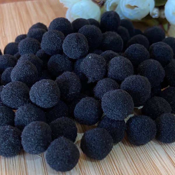 Pompom 1cm Preto - Cores aproximadamente 100un