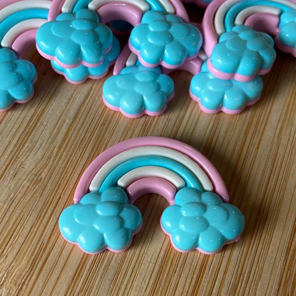Aplique Arco Íris Nuvem Azul 30 mm - 10 Unidades