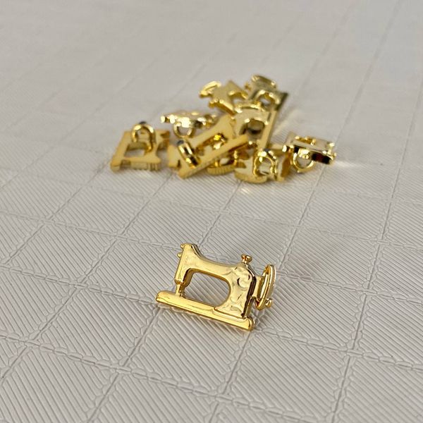 Aplique Dourado Máquina de costura 1,9cm - pacote com 10 unidades