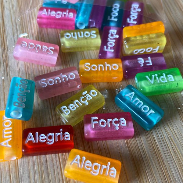 Aplique Migaça Entremeio Palavras Transp Letra Branca - 30 Unidades