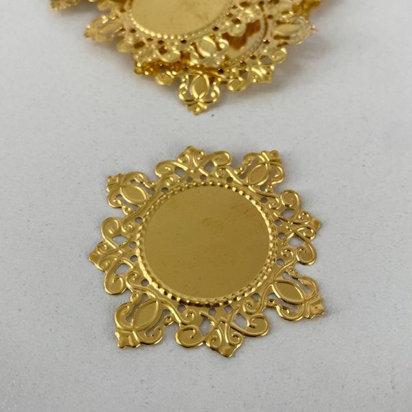 Tag metálica Redondo MD1049 2,6cm Dourada - Pacote com 10 unidades