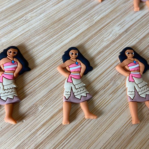 Emborrachado Moana Corpo 5cm 10 unidades