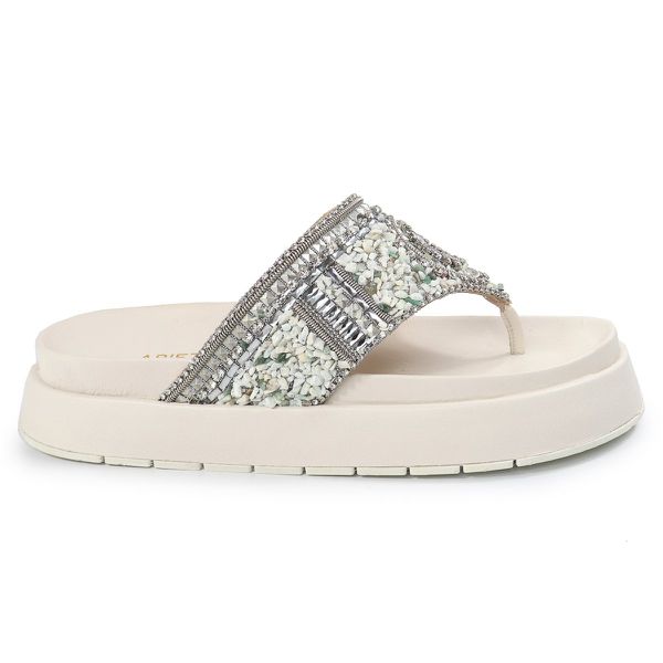 Rasteirinha sola Alta com Pedraria e Brilho Prata