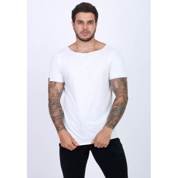 Camiseta Básica Branca Gola Canoa Aberta Moda Slim Masculina