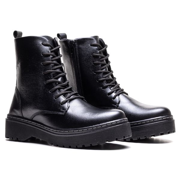 Coturno Feminino Em Couro Preto
