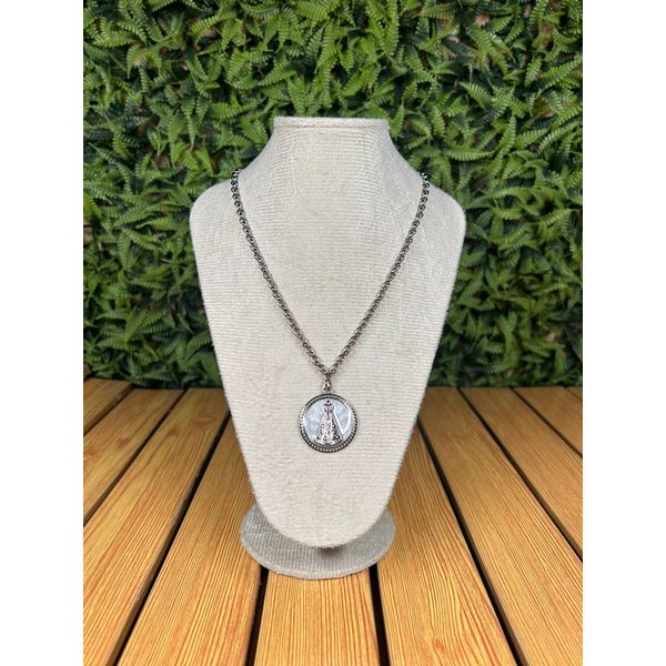 Colar Corrente Feminino Cor Prata Detalhe Esmaltado com Regulagem 
