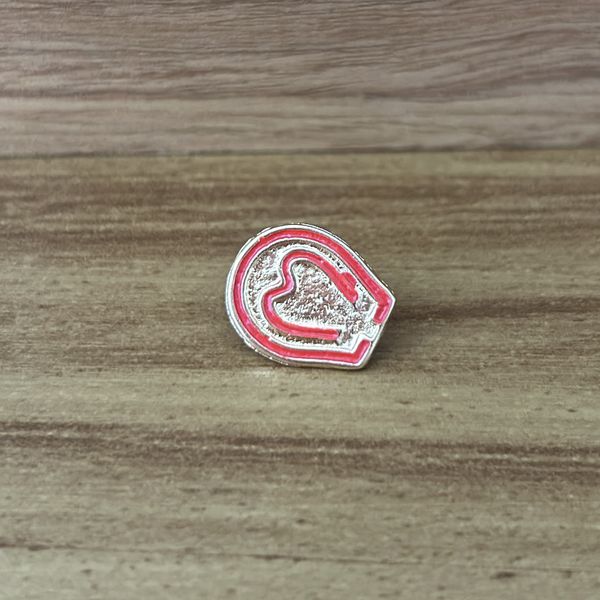 Aplique de Metal Broche para Chapéu Modelo Manga Larga Dourado