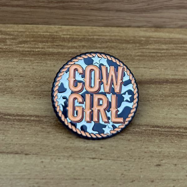 Aplique de Metal Broche para Chapéu Modelo Cowgirl