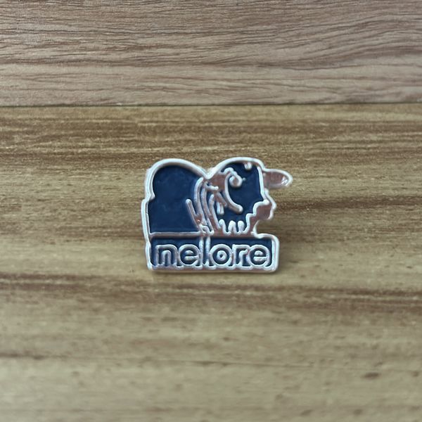 Aplique de Metal Broche para Chapéu Modelo Nelore