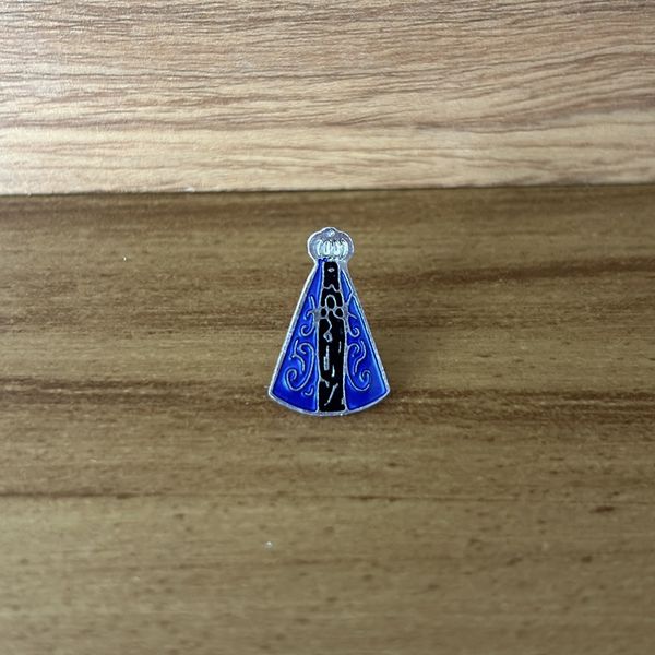 Aplique de Metal Broche para Chapéu Modelo Nossa Senhora Azul Pequena