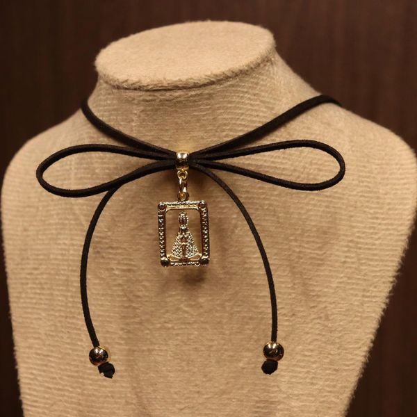 Choker Nossa Senhora Feminina Camurça Preta 