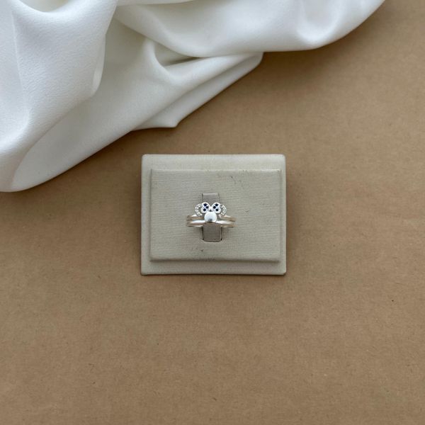 ANEL MINIE LAÇO COM MINI ZIRCÔNIA SAFIRA DETALHES CRISTAL
