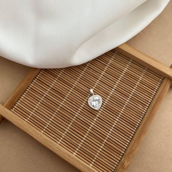 Pingente Coracao Zirconia Cristal Borda Cravejada Argola Fixa