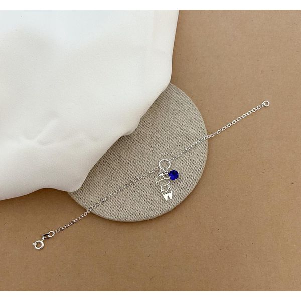 PULSEIRA ELOS OVAIS MENINO VAZADO ZIRCÔNIA SAFIRA PENDURADO