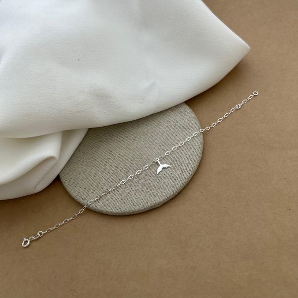PULSEIRA COM 1 RABO DE SEREIA PENDURADO ELOS OVAIS