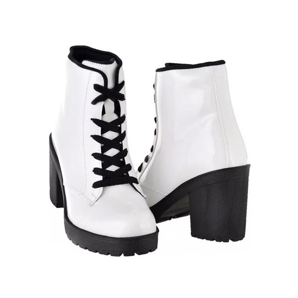 Bota de hot sale verniz branca