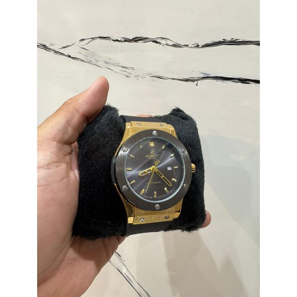 Relógio Hublot - Preto/Dourado