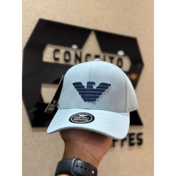 Boné Armani Azul Claro