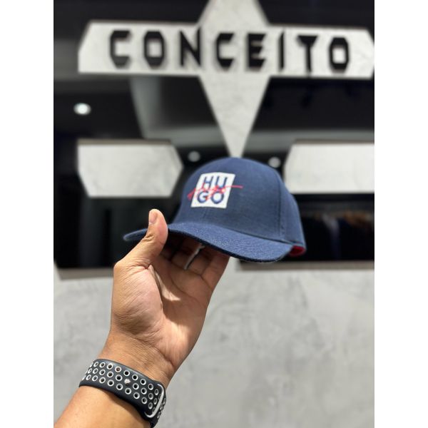 Boné Hugo Azul Escuro
