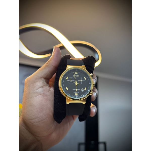Relógio Citizen - Preto/dourado