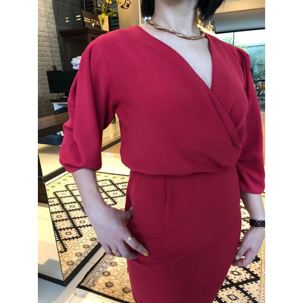 Vestido Curto Manga Bufante Vinho